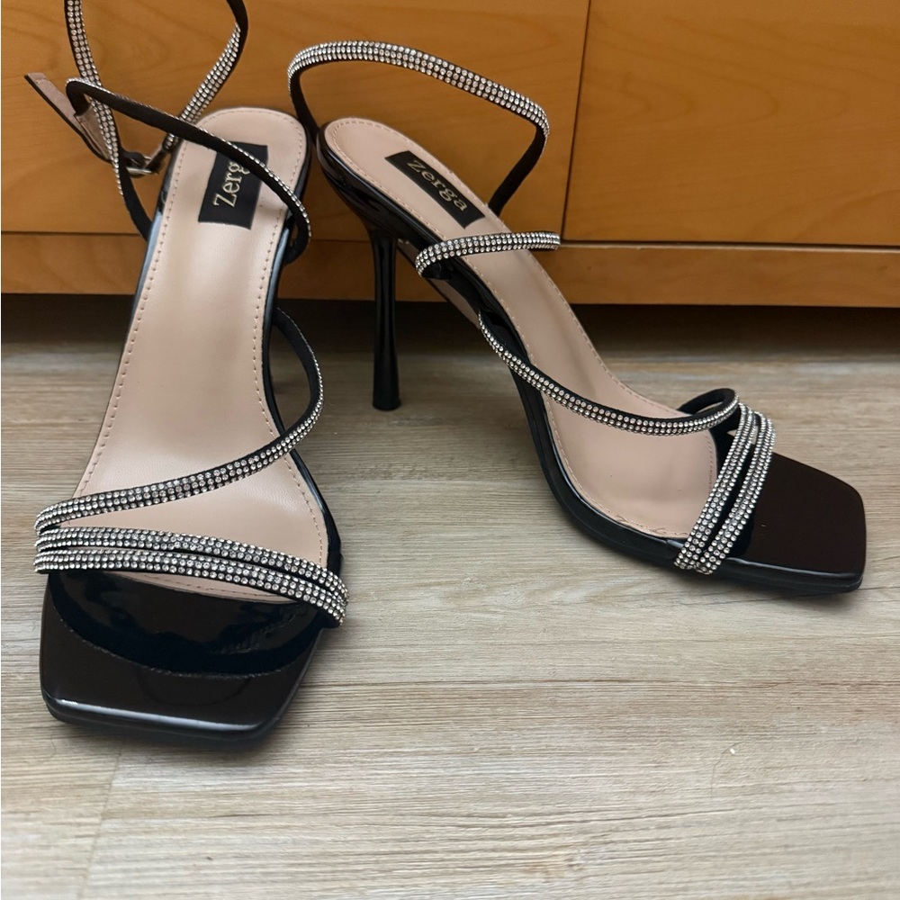 Zephyr Black Strappy Heels